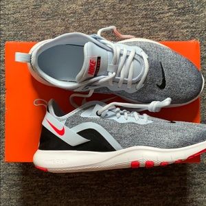 Nike Flex TR9 Sneakers